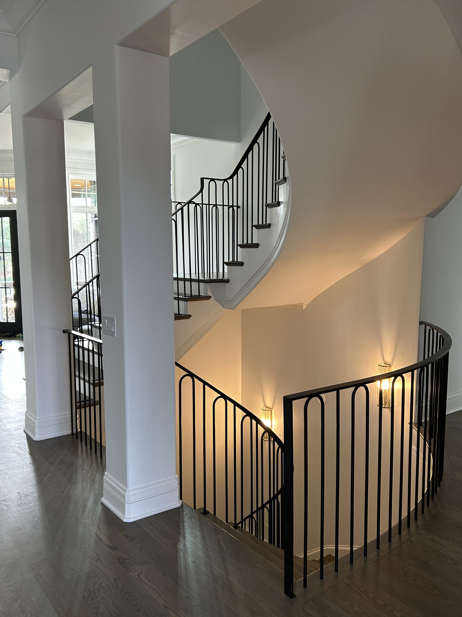 HOW TO BUILD MODERN CURVED STAIRS IN 7 STEPS