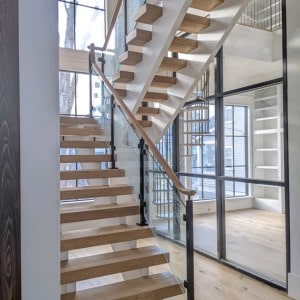 Installation Tips for Glass Staircases